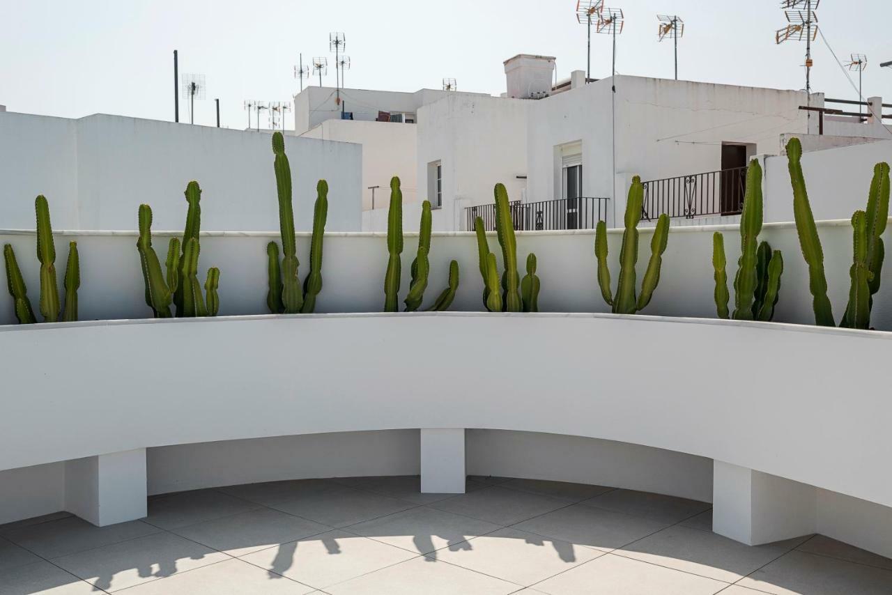 Apartamentos y estudios céntricos Conil Home Suite Conil De La Frontera Exterior foto